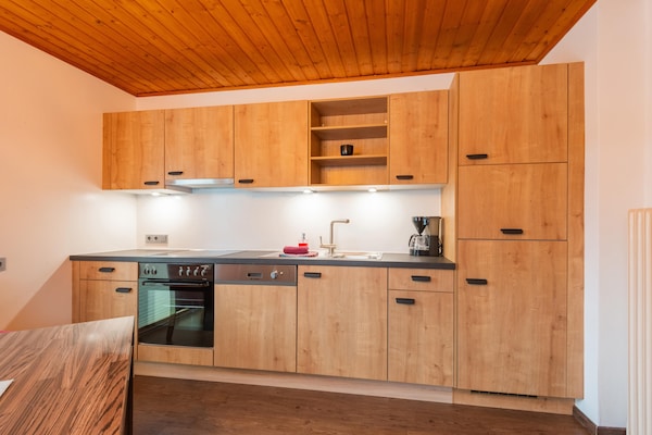Aan de piste: Comfortabel appartement in Kitzbühel voor 4 personen · 54 m² - thumbnail 3