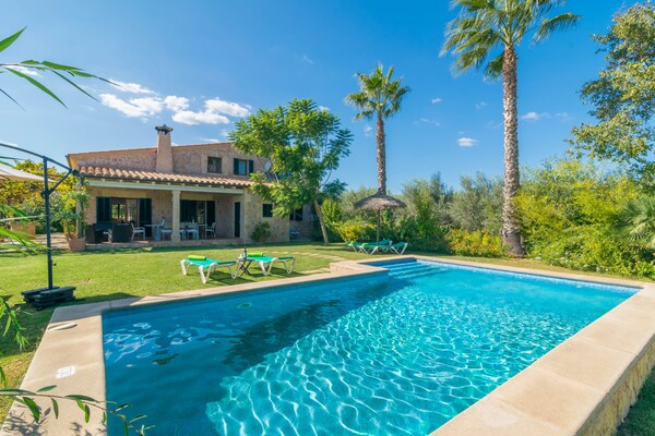 Vrijstaande villa aan de golfbaan bij Alcúdia met privézwembad - thumbnail 1