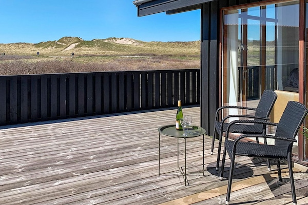 Ruim vakantiehuis met duinenzicht op 50m van Noordzeestrand in Nørlev - thumbnail 6
