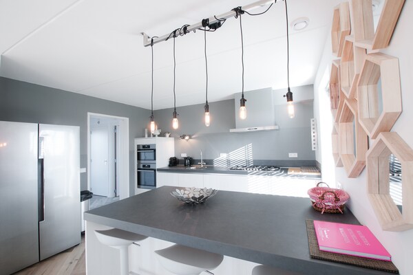 Luxe designvilla Piet Boon voor 8 personen op Resort Waterrijk Oesterdam - thumbnail 5