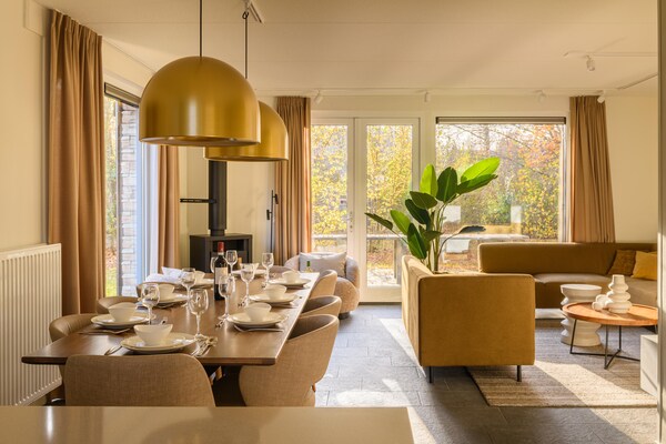 Luxe villa voor 10 personen in Resort Maastricht met houtkachel en tuin - thumbnail 3
