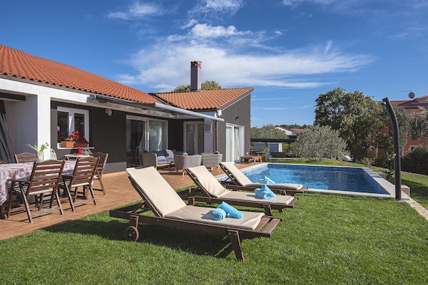 Villa Rubini: Ruim familieparadijs met zwembad bij Rovinj - thumbnail 6