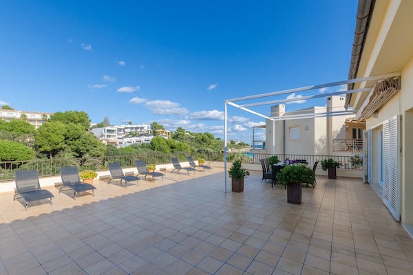 Appartement met directe toegang tot de idyllische baai van Cala Mandia - thumbnail 5