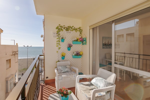 5-persoons appartement aan het strand in Rincon de la Victoria - thumbnail 1