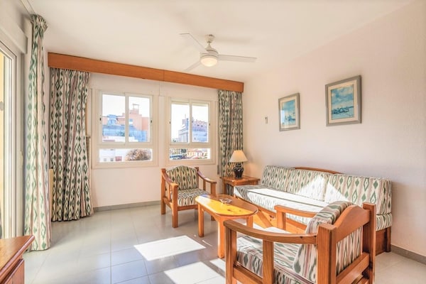 Zonnig appartement in Roquetas de Mar met zwembad, dichtbij strand en golfbaan - thumbnail 2