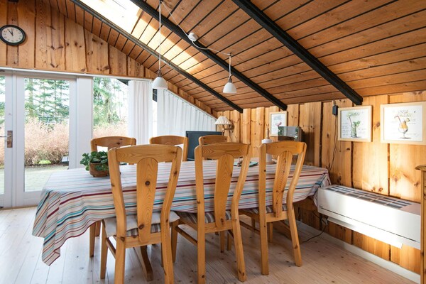 Vrijstaand vakantiehuis voor 6 personen bij Fårvang met grote tuin - thumbnail 6