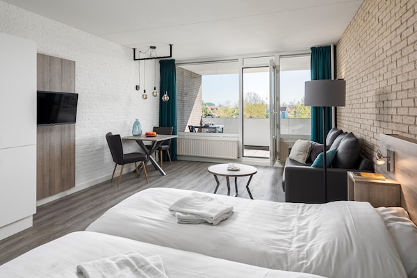 Modern vakantieappartement aan Grevelingenmeer in Zeeland - thumbnail 3