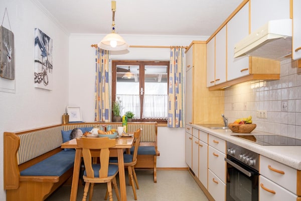 Zonnig appartement met bergzicht op boerderij in Hollersbach - thumbnail 3