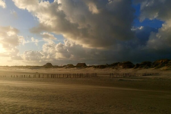 Luxe vakantiehuis met sauna en whirlpool in Blåvand, 1,5 km van zee - thumbnail 3