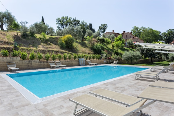 Vrijstaand Toscaans vakantiehuis met zwembad nabij Volterra - thumbnail 6