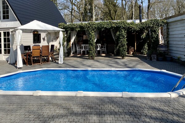 Botterlodge: Luxe villa met verwarmd zwembad in Drents-Friese Woud - thumbnail 1