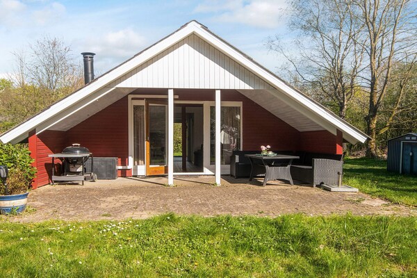 Vrijstaand vakantiehuis bij Arrild Ferieby met zwembad, 16 km van zee - thumbnail 1