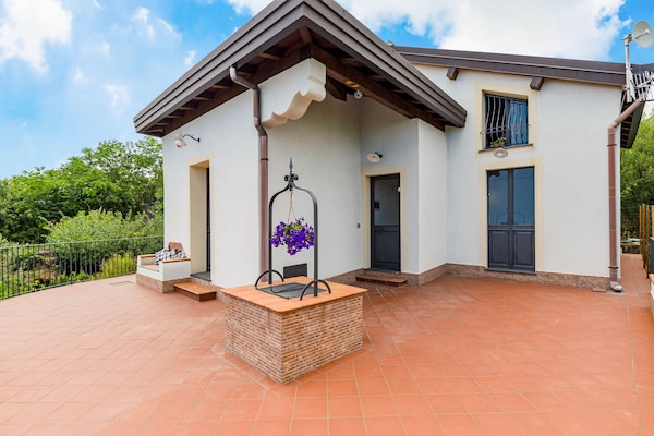 Villa Aloe Charming House: sfeervolle villa met zwembad aan de voet van de Etna - thumbnail 6