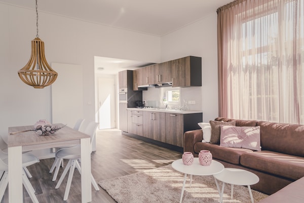 Moderne en sfeervolle bungalow voor 4 personen in Rijssen - thumbnail 2