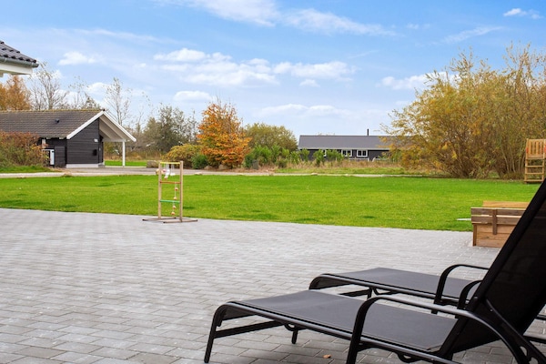 Op 700 m van zee: ruim vakantiehuis in Idestrup voor 22 personen - thumbnail 4