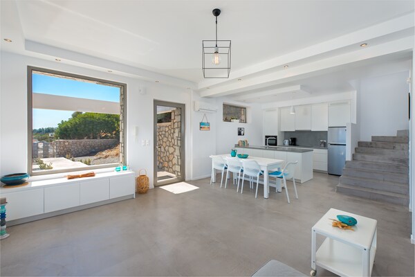 Villa Olimpo: Luxe villa met zeezicht en privézwembad bij Rhodos - thumbnail 3