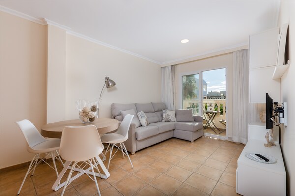 Modern appartement op 130 meter van strand Es Port in Colonia de Sant Jordi - thumbnail 6