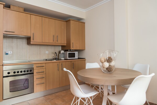 Modern appartement op 130 meter van strand Es Port in Colonia de Sant Jordi - thumbnail 1