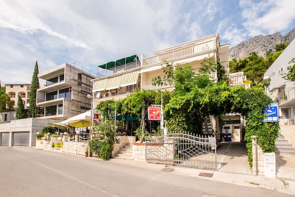 Studio Babilo A3 in Omiš: knus appartement op 40 meter van het strand - thumbnail 6