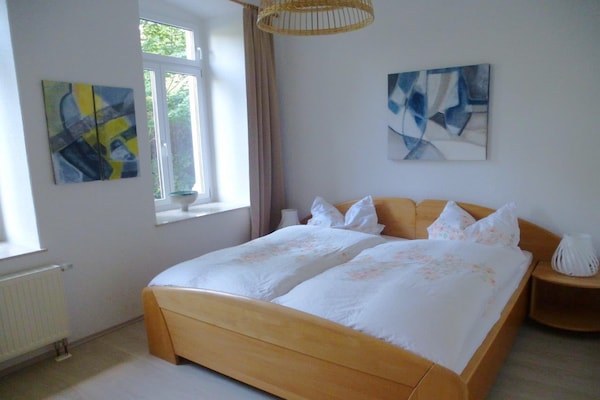 Ruime villa voor 9 personen in Grunhainichen-Borstendorf - thumbnail 3