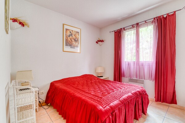Knus vrijstaand appartement met zwembad in Mougins, vlakbij Cannes - thumbnail 4