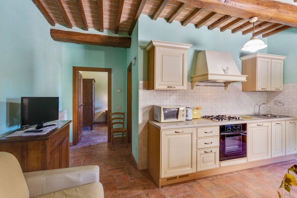 Authentiek Toscaans appartement bij Casole d'Elsa met zwembad en tuin - thumbnail 3