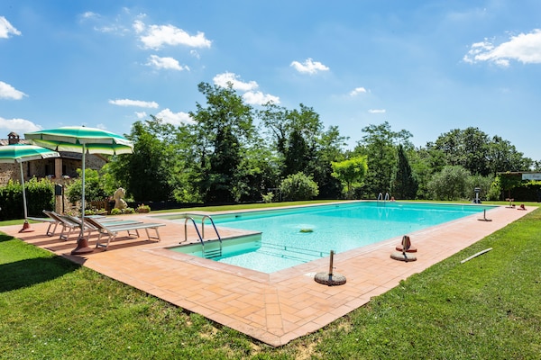 Authentiek Toscaans appartement bij Casole d'Elsa met zwembad en tuin - thumbnail 2