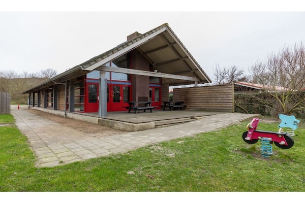 Zonnevylle: Ruim vakantiehuis in de Zeeuwse duinen voor 14 personen - thumbnail 2