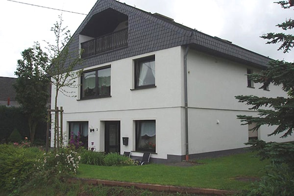 Knus Eifel appartement met tuin en terras in Oberstadtfeld - thumbnail 1