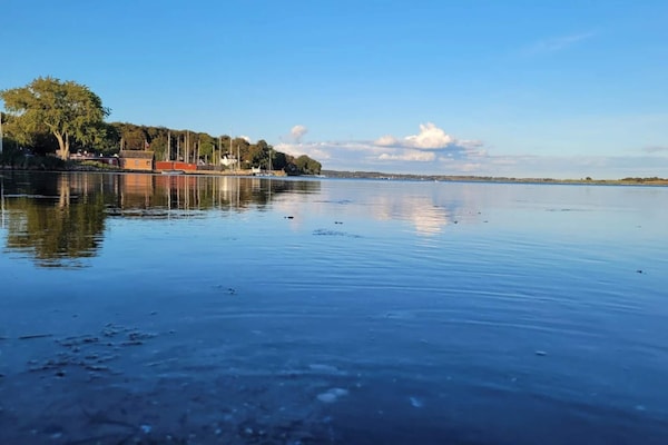 Ruim vakantiehuis met whirlpool en zeezicht op 300m van de kust bij Faaborg - thumbnail 5