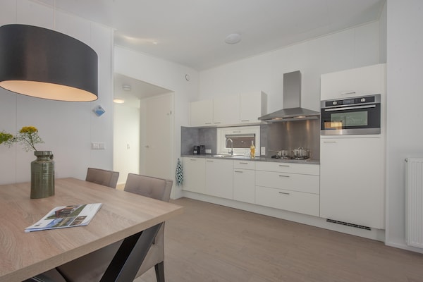 Modern vrijstaand chalet in bosrijk Mierlo, 4 pers. - thumbnail 4