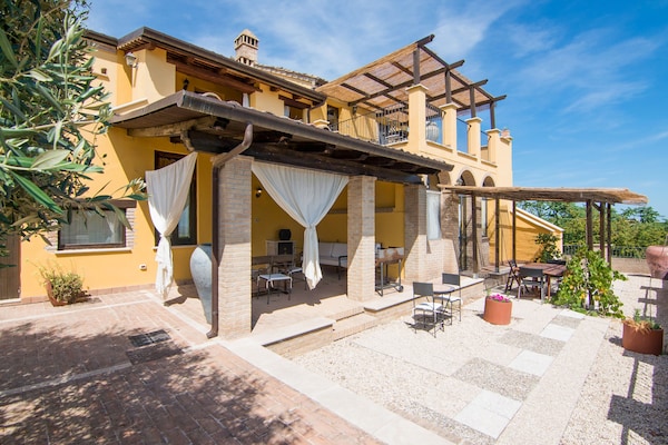 Sfeervol appartement Gardenia in Ascoli Piceno met bubbelbad - thumbnail 1