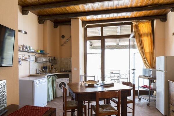 Charmant appartement Rosa met bubbelbad in Ascoli Piceno - thumbnail 3