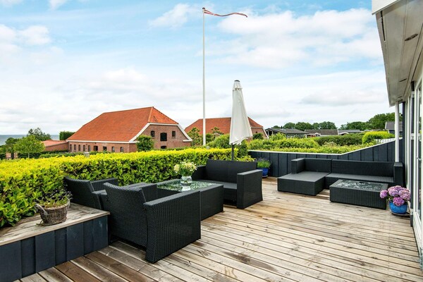 Vrijstaand vakantiehuis met zeezicht, whirlpool en sauna in Grønninghoved - thumbnail 6