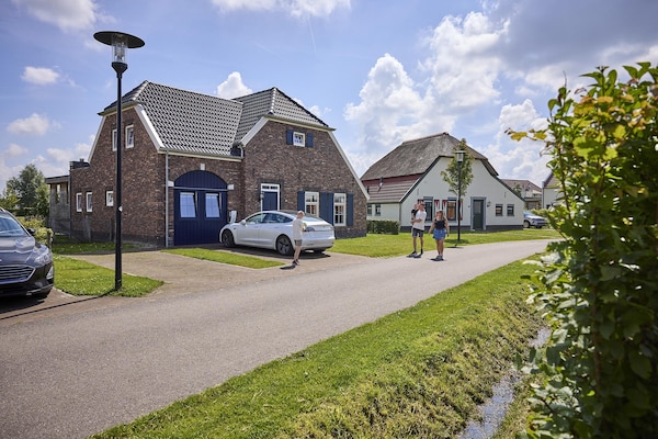 Luxe Limburgse boerderijvilla voor 10 personen op Buitenhof De Leistert - thumbnail 6