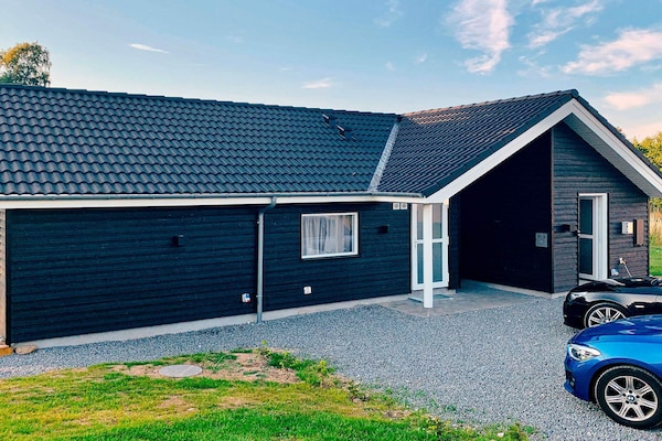 14-persoons vakantiehuis in Vejby op 800m van de zee - thumbnail 2