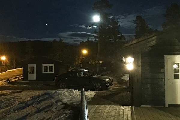 Panoramisch vakantiehuis voor 15 personen met sauna, direct aan de skipiste bij Treungen - thumbnail 3