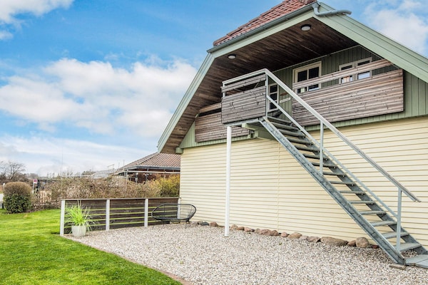 4-persoons appartement in Børkop op 300 meter van zee - thumbnail 1