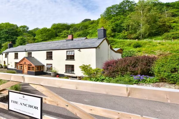 Historisch vakantiehuis The Anchor voor 22 personen in het Forest of Dean - thumbnail 1