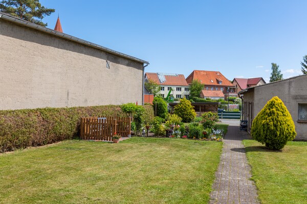 Knus appartement met kerktorenzicht en tuin in Klütz, 3,5 km van strand - thumbnail 6