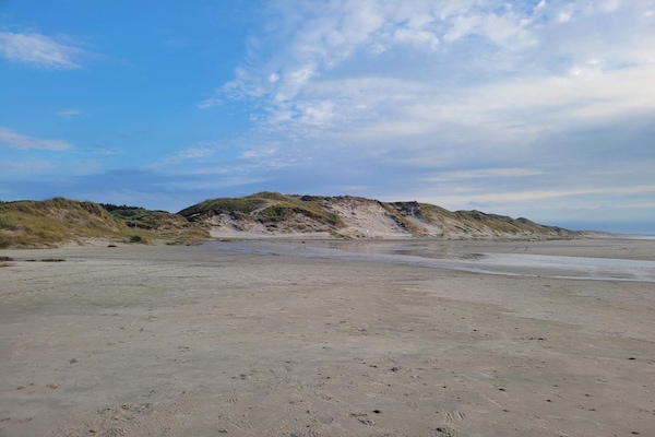 Licht vakantiehuis met whirlpool op 100 meter van het strand bij Bratten - thumbnail 2