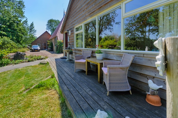 Romantisch vakantiehuis De Welp aan het Burgumer Meer in Eastermar - thumbnail 5