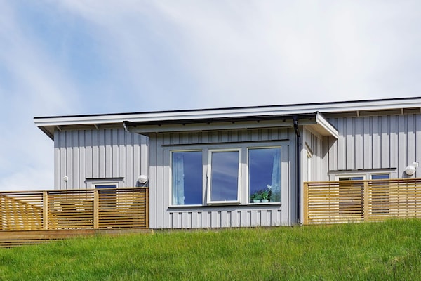 Op 400 m van zee: Modern vakantiehuis voor 5 personen in Strömstad - thumbnail 1