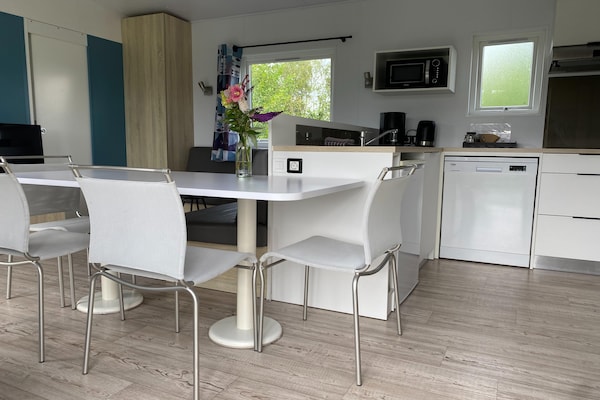 Chalet Eke – Modern vakantiehuis in het groene hart van Friesland - thumbnail 3