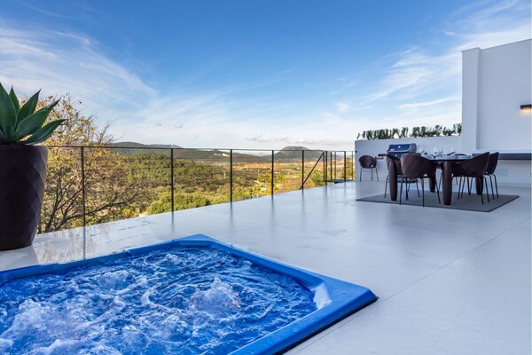 Luxe villa met dakterraszwembad en uitzicht op de Tramuntana, Búger - thumbnail 3