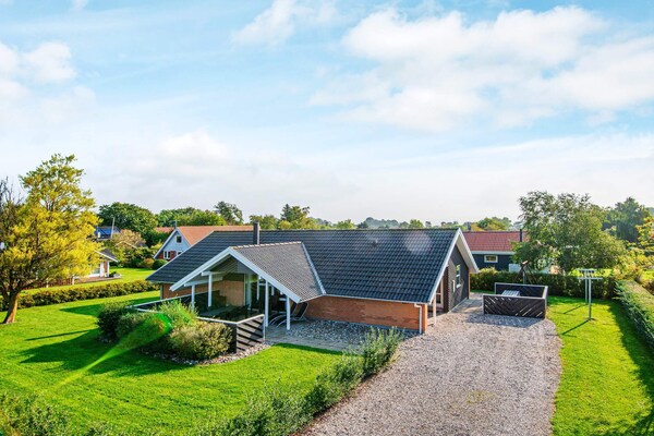 10-persoons vakantiehuis aan zee in Juelsminde - thumbnail 2
