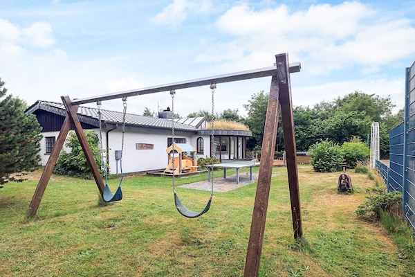 Uniek vakantiehuis voor 16 personen met privé tennisbaan en wellness op 150m van zee - thumbnail 3