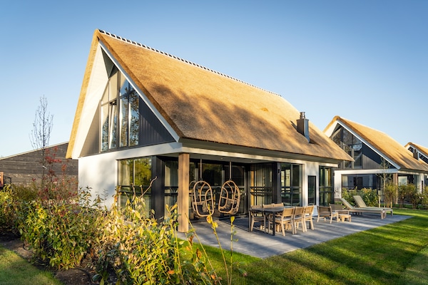 Luxe wellnessvilla Buytenveldt H3 in bosrijk De Cocksdorp, Texel - thumbnail 3