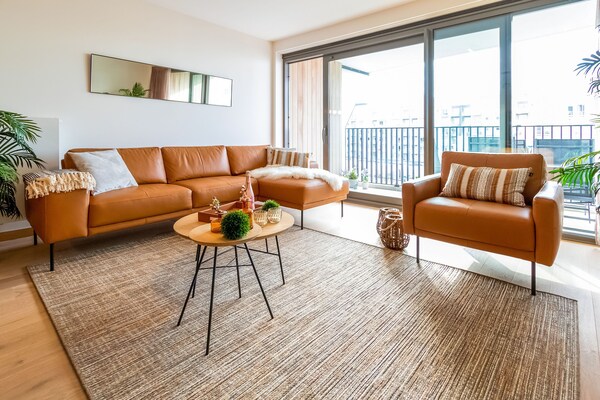 Crystal Sea View: Luxe appartement aan zee met panoramisch terras in Oostende - thumbnail 2
