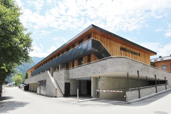 Luxe appartement in Neukirchen, direct aan de skipiste en 100m van het centrum - thumbnail 3
